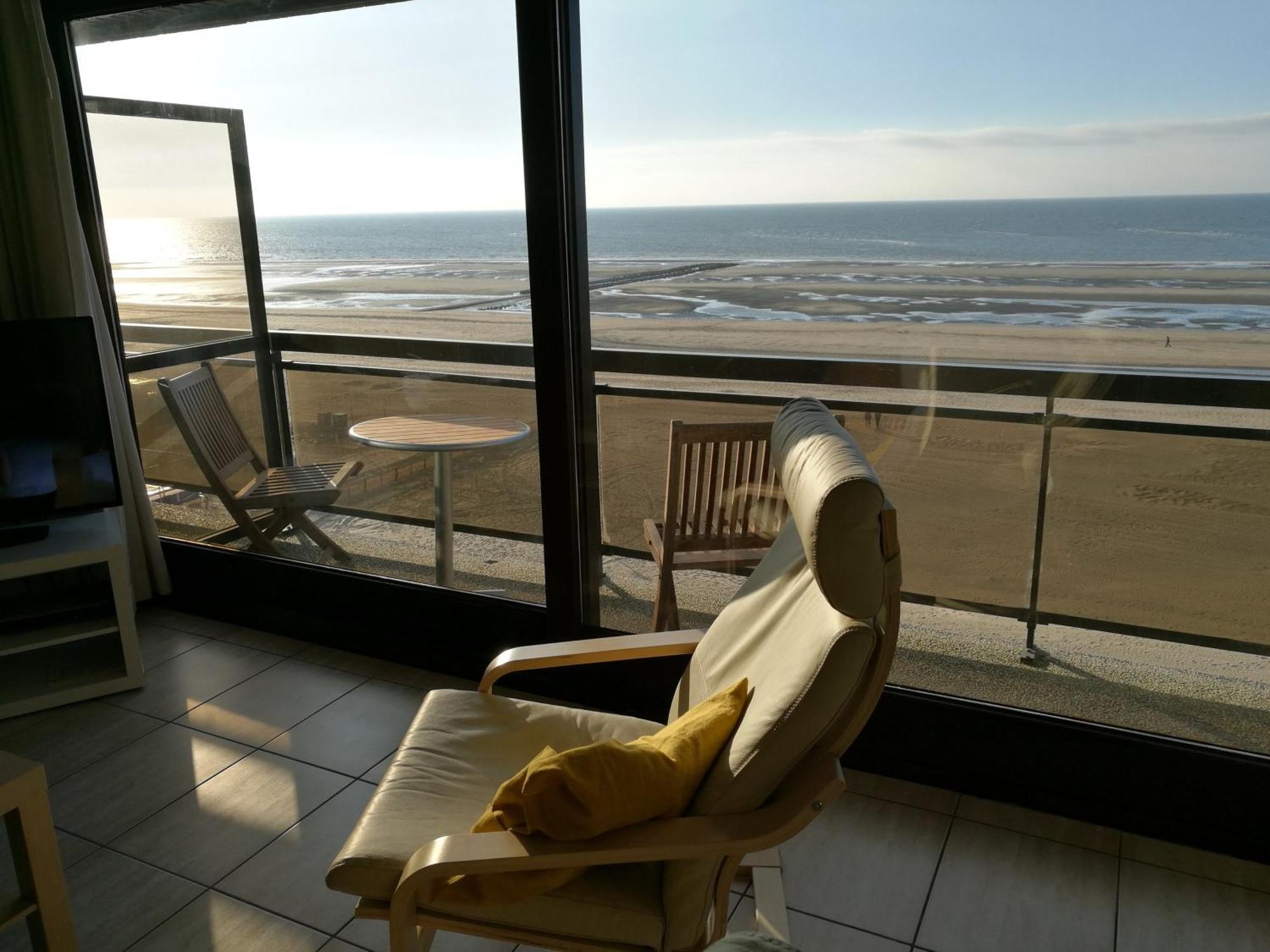 Zeedijk Koksijde Lägenhet Exteriör bild